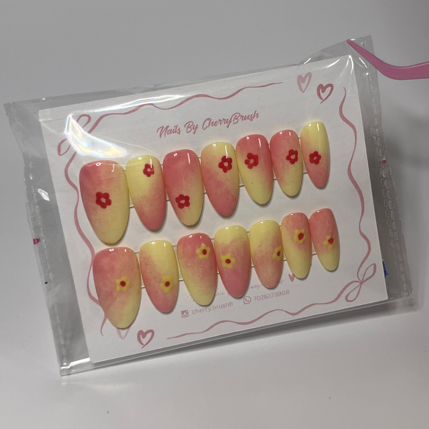 Butter flower press on nails