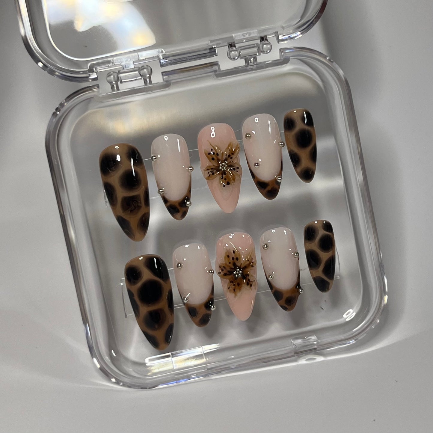 Mocha melt press on nails
