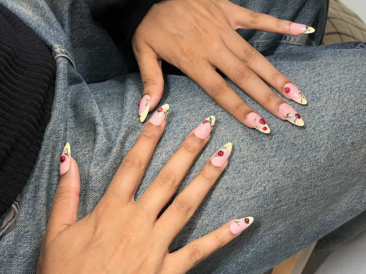 Ladybug Press on nails