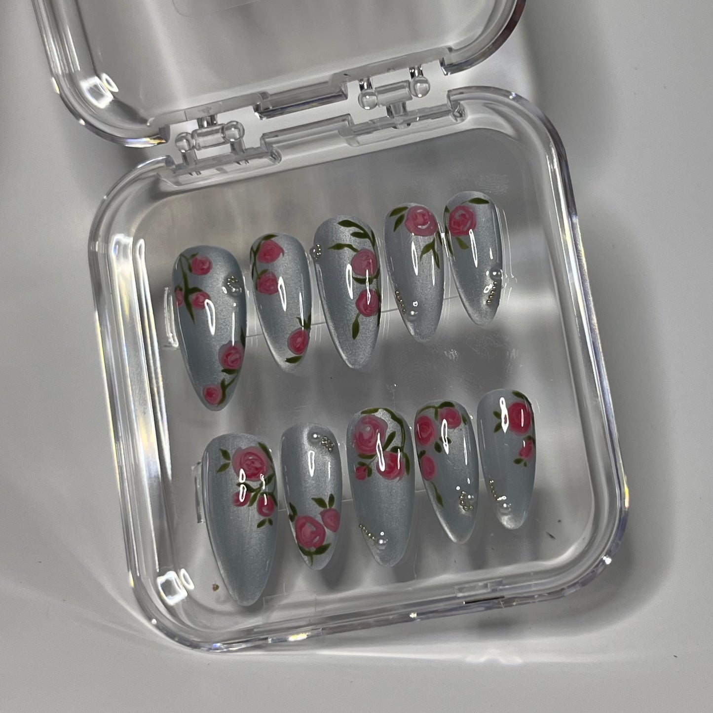 Aqua bloom press on nails