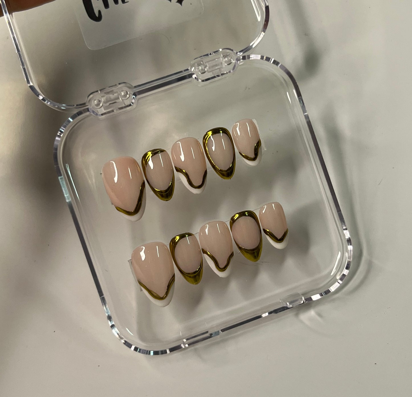 Elegant press on nails