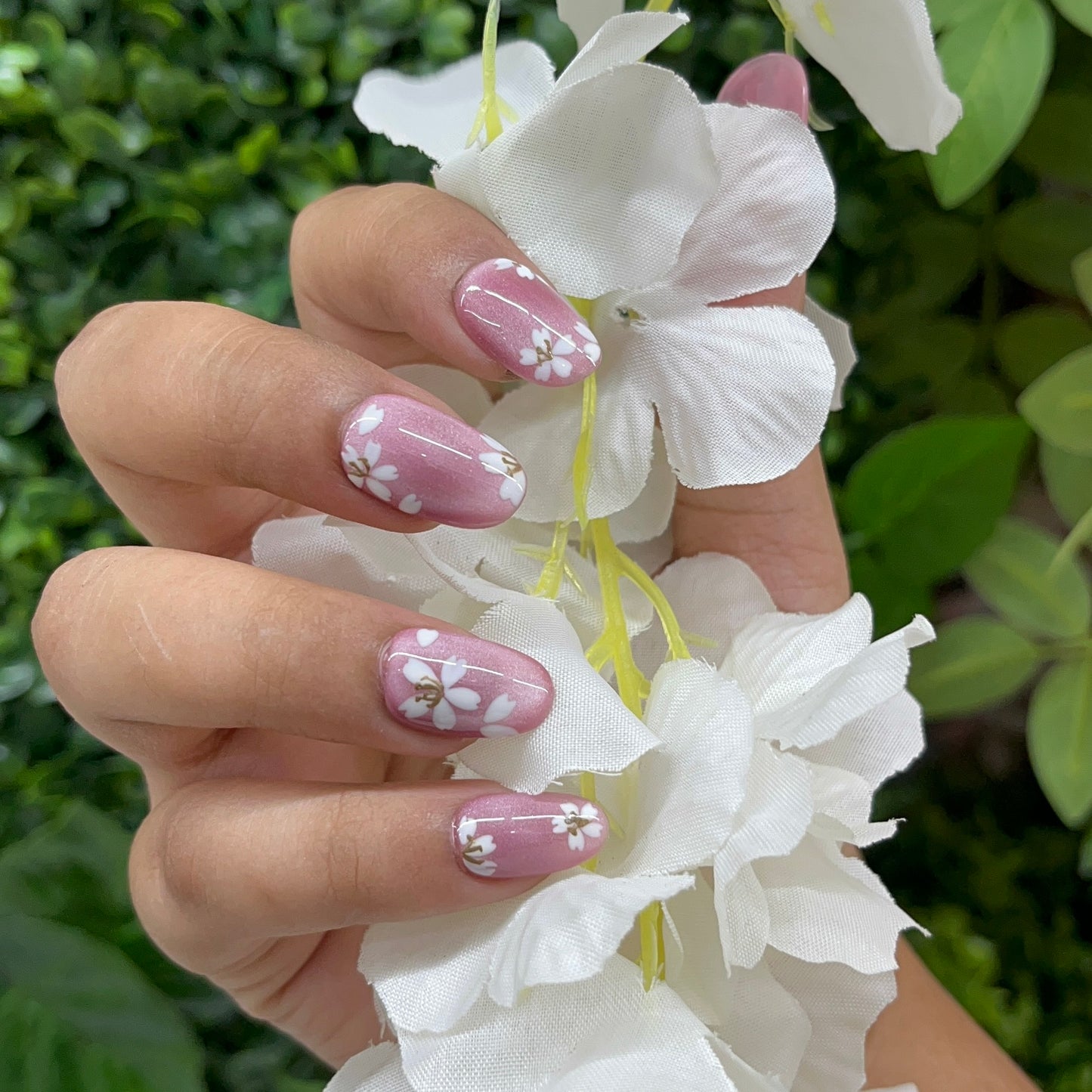 Sakura press on nails